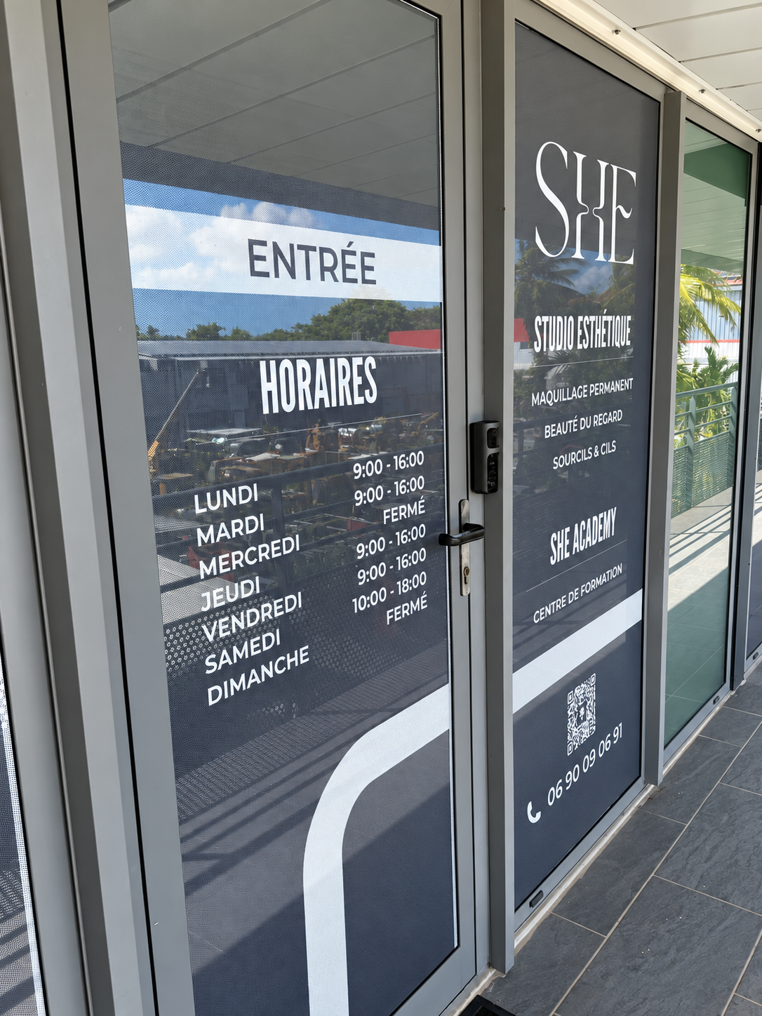 Porte d’entrée de SHE ACADEMY